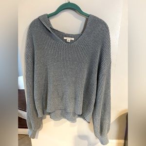 Semi-Cropped Loose Sweater